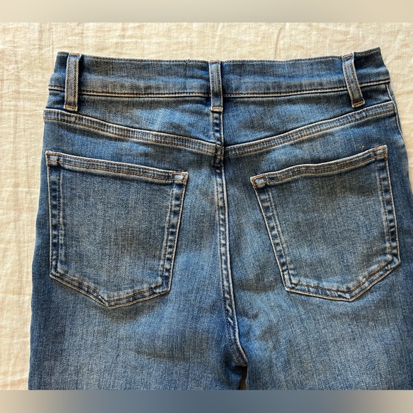 Reformation never worn size 27 skinny jeans medium faded wash - Picture 6 of 6